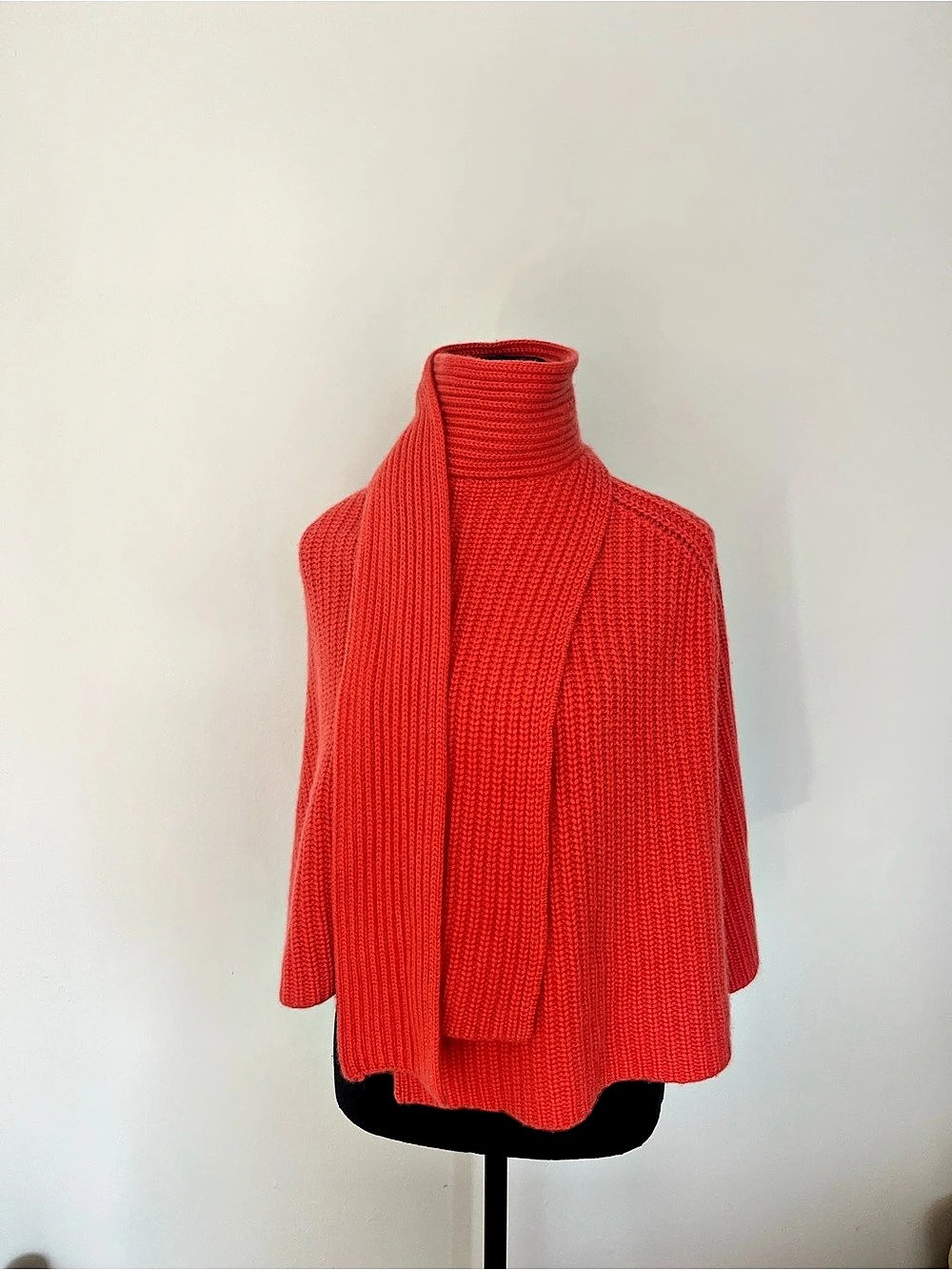 Inhabit Orange cashemere cape P/S